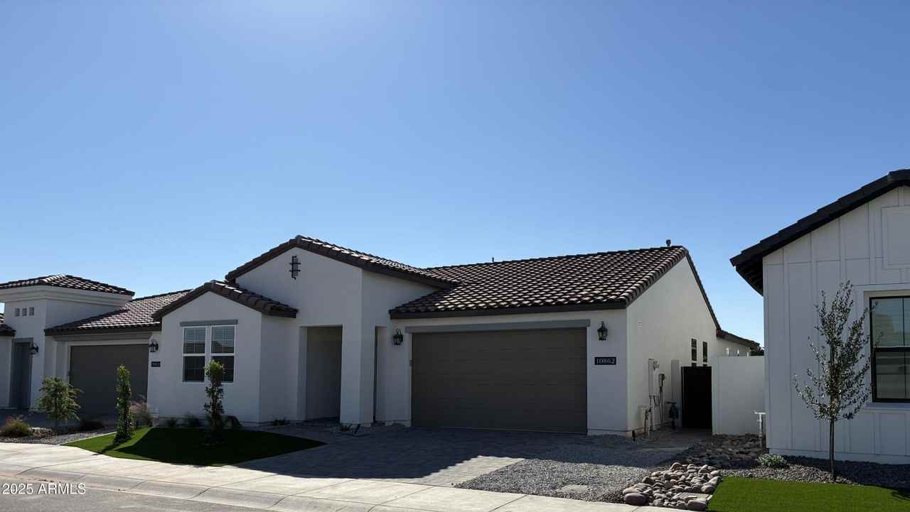 10862 N Brownsville Ln - Photo 4 of 50