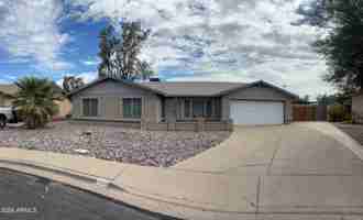 featured image of 1237 W Ellis St