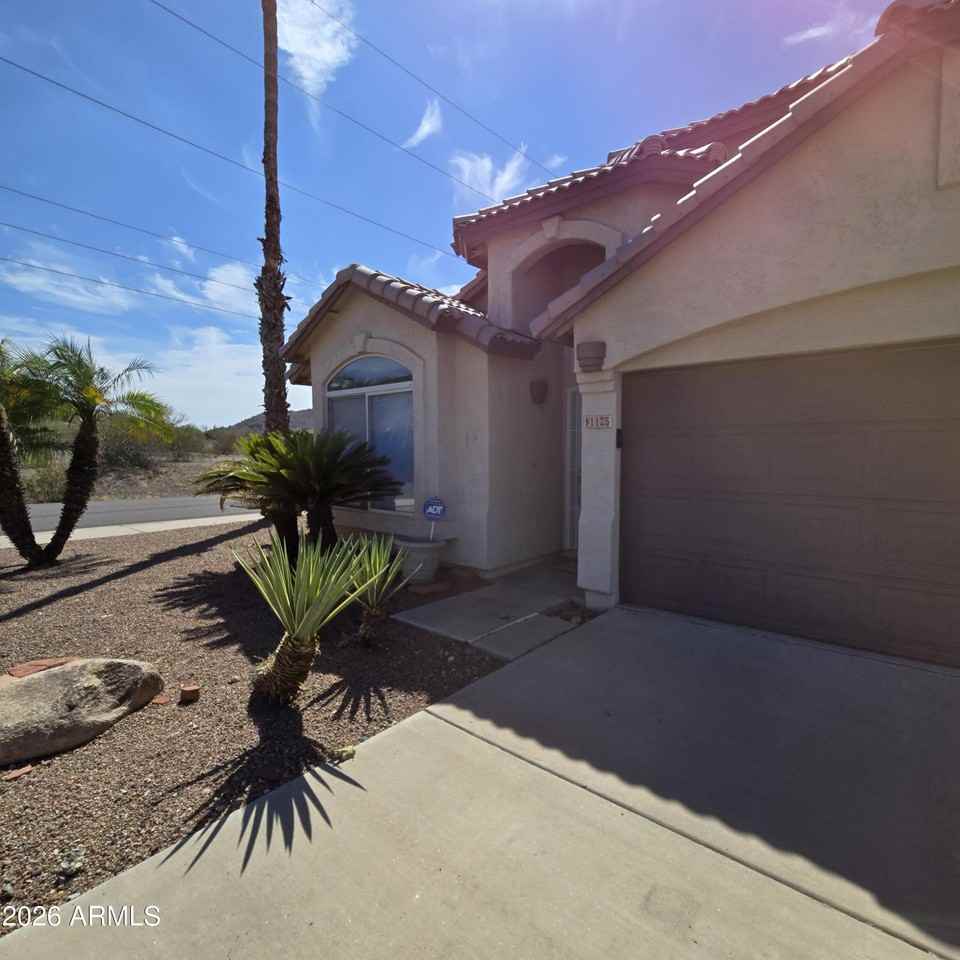 1125 E Montoya Ln - Photo 2 of 28