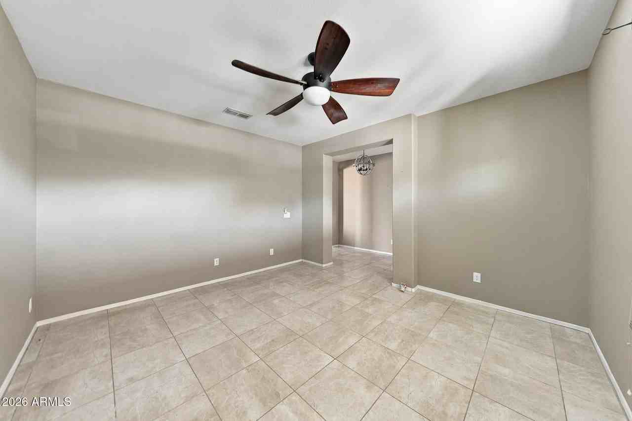 25954 W Potter Dr - Photo 6 of 32