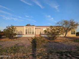featured image of 22455 E Royd Rd