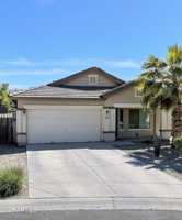 featured image of 833 E Maddison St