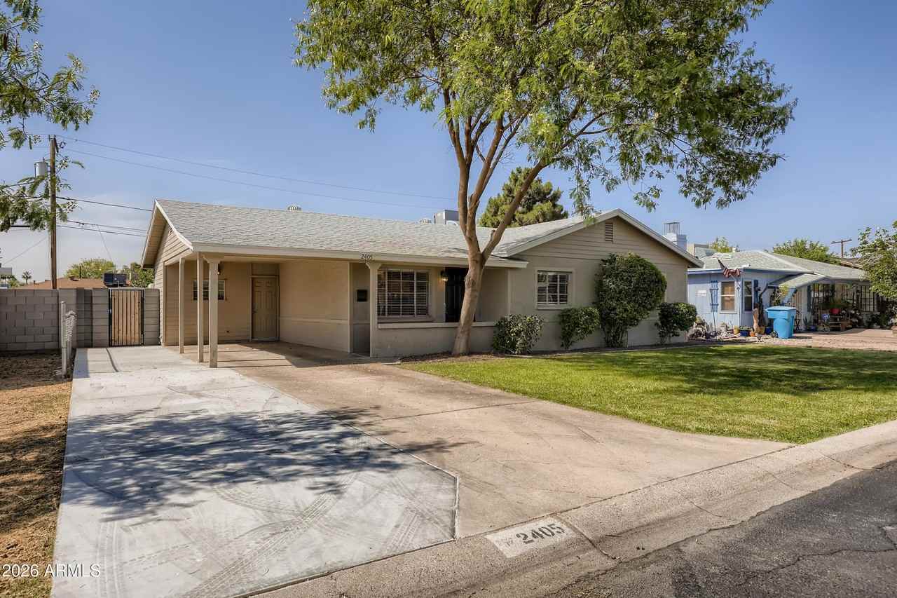 2405 W Citrus Way - Photo 2 of 32