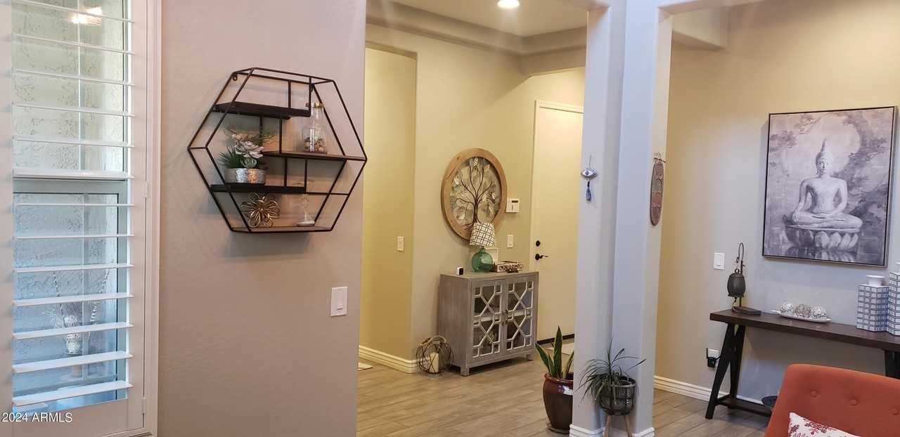 3318 E Los Gatos Dr - Photo 3 of 35