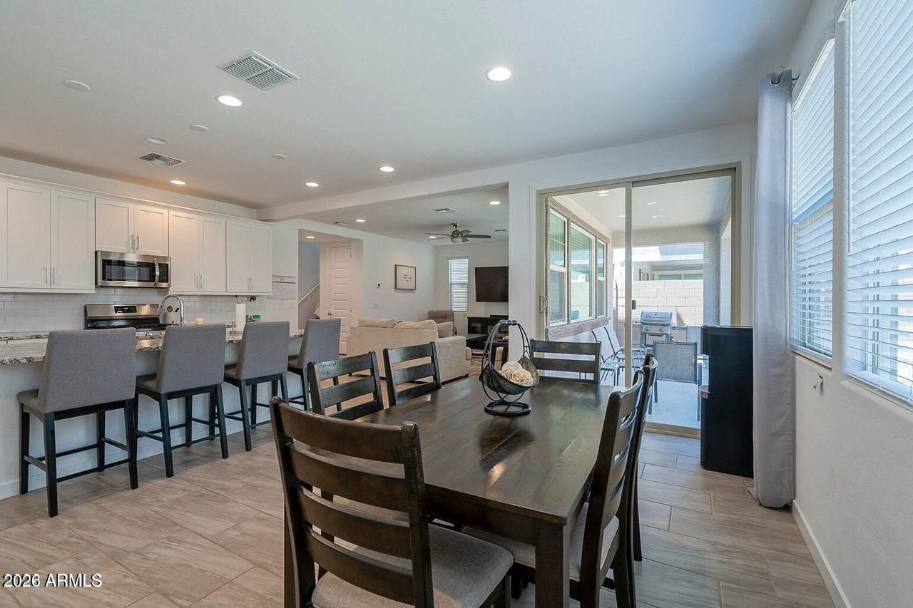 2459 E Athena Ave - Photo 7 of 22