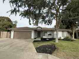 featured image of 559 W Indianapolis Ave