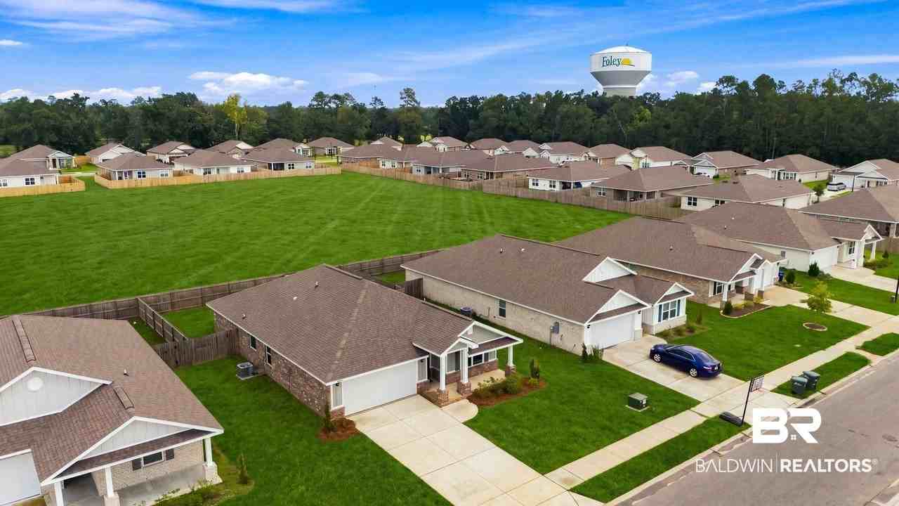 14615 Dayton Cir - Photo 4 of 45
