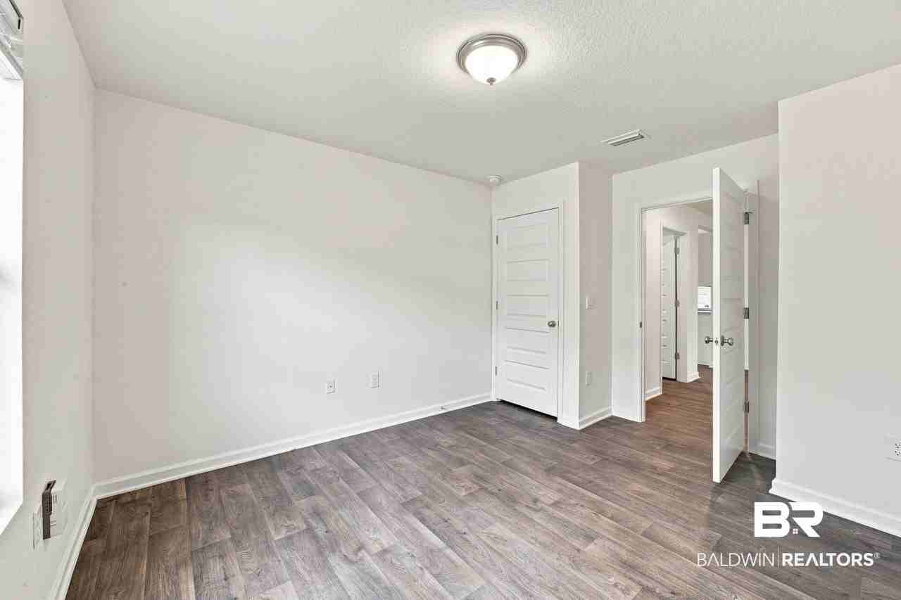 14615 Dayton Cir - Photo 6 of 45