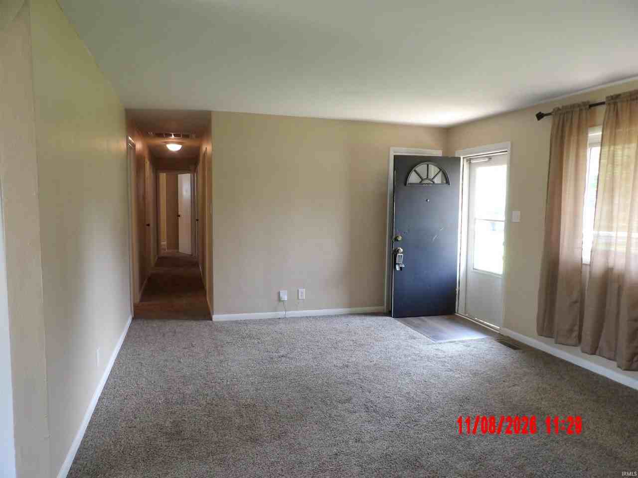 810 W Lincoln St - Photo 7 of 27