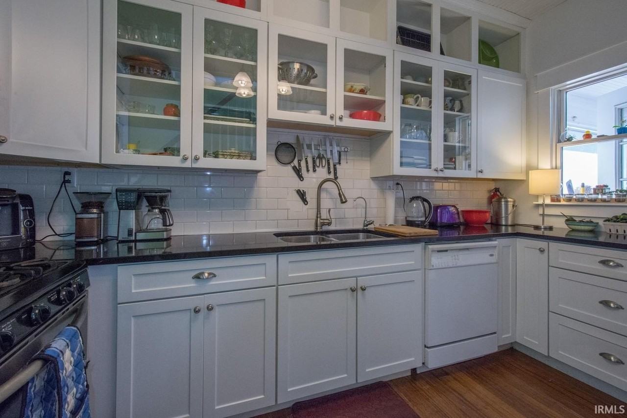 712 S Park Ave - Photo 5 of 11