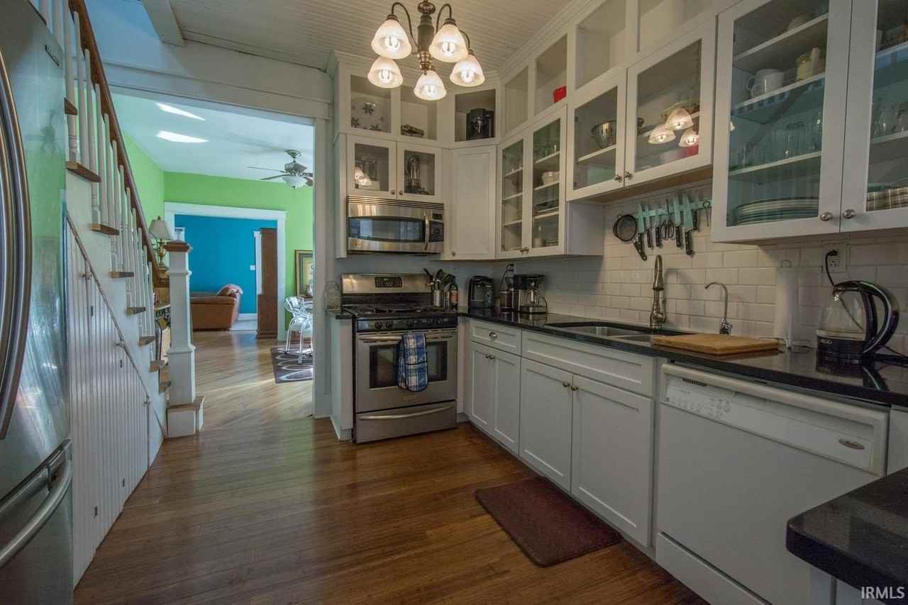 712 S Park Ave - Photo 6 of 11