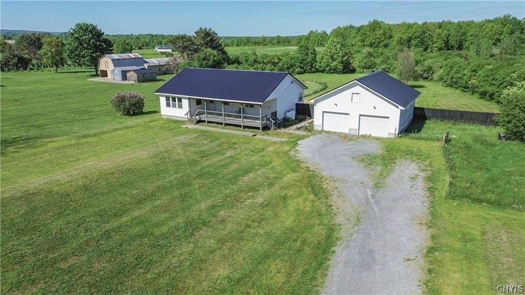 24511 Plank Rd - Photo 3 of 25