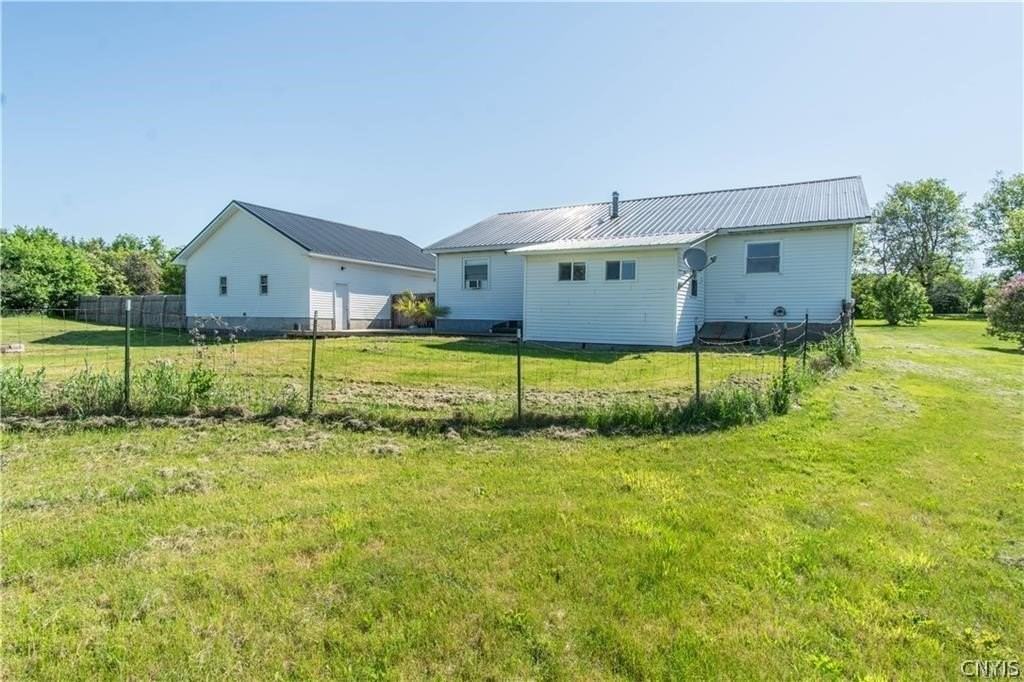 24511 Plank Rd - Photo 6 of 25