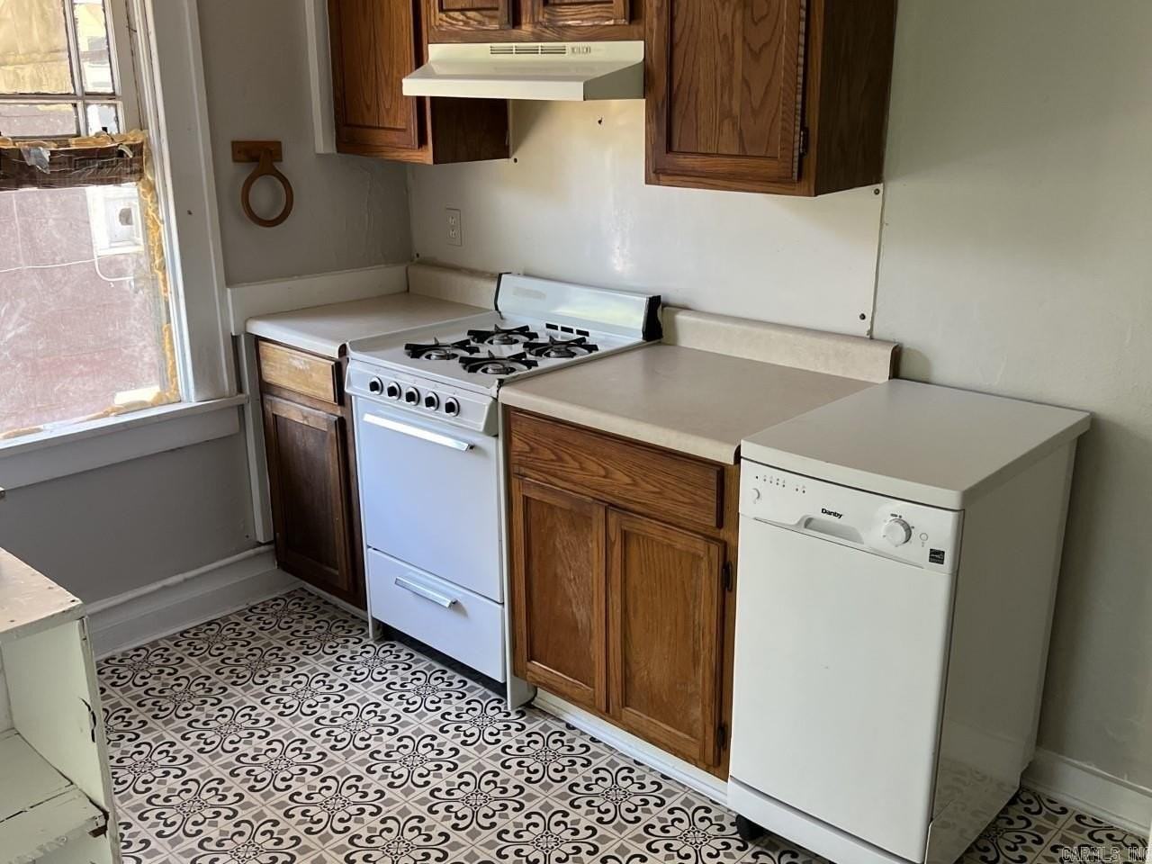 715 Wright Ave - Photo 3 of 4
