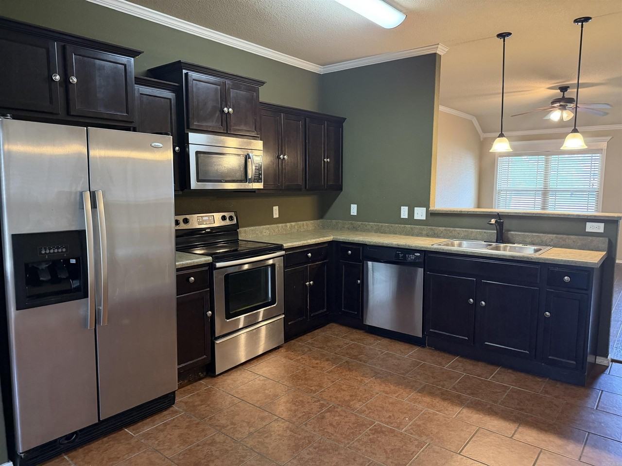12504 Faulkner Crossing Dr - Photo 4 of 15