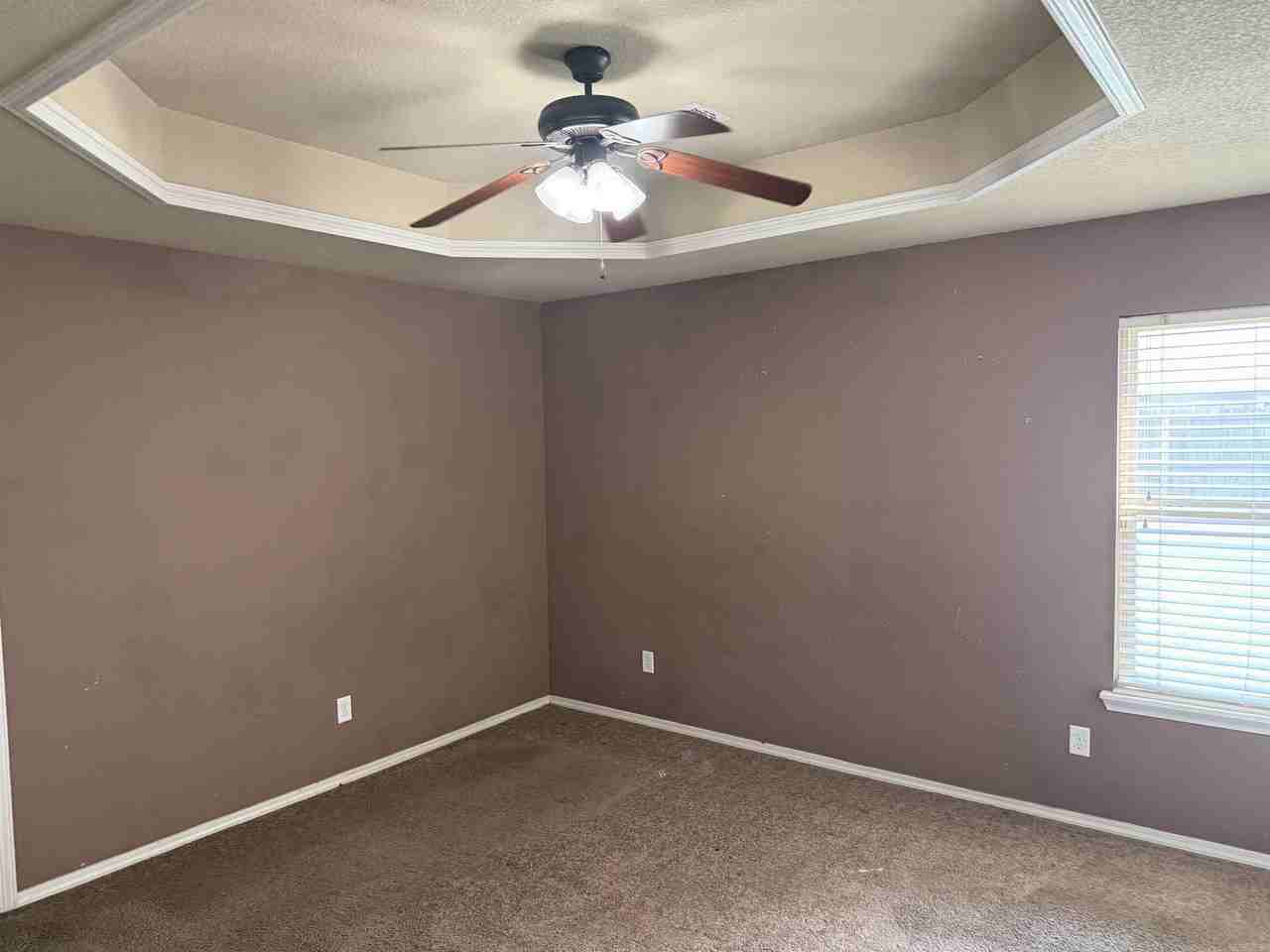 12504 Faulkner Crossing Dr - Photo 5 of 15