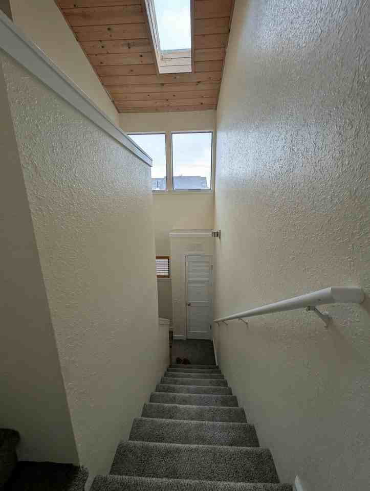 1480 G Street, Unit B - Photo 3 of 3