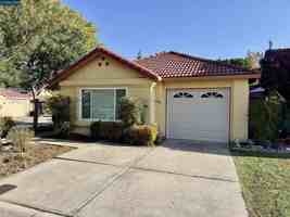featured image of 5301 Concerto Cir