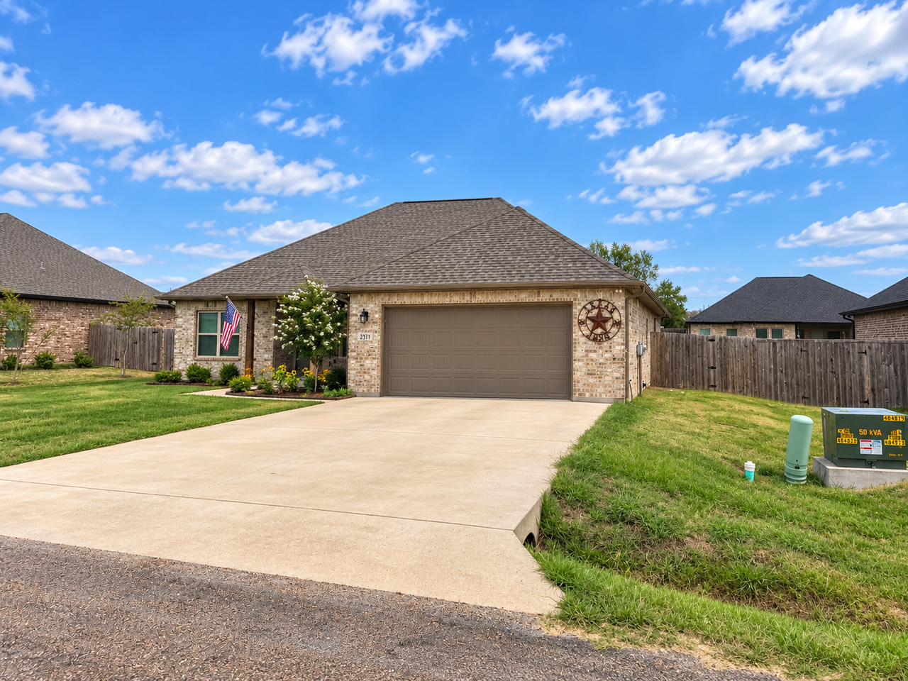 2311 Camryn Ln - Photo 2 of 23