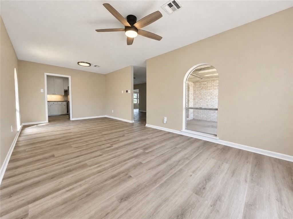 4702 Coventry Ln - Photo 7 of 17