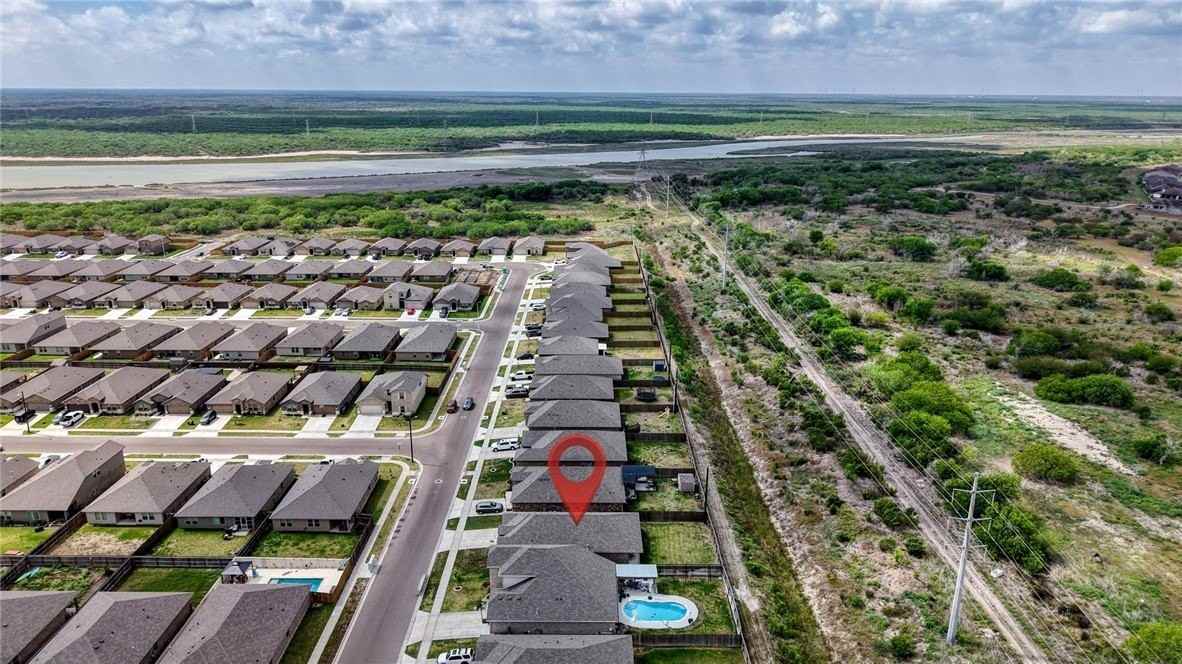 8113 Cattlemen Dr - Photo 2 of 35