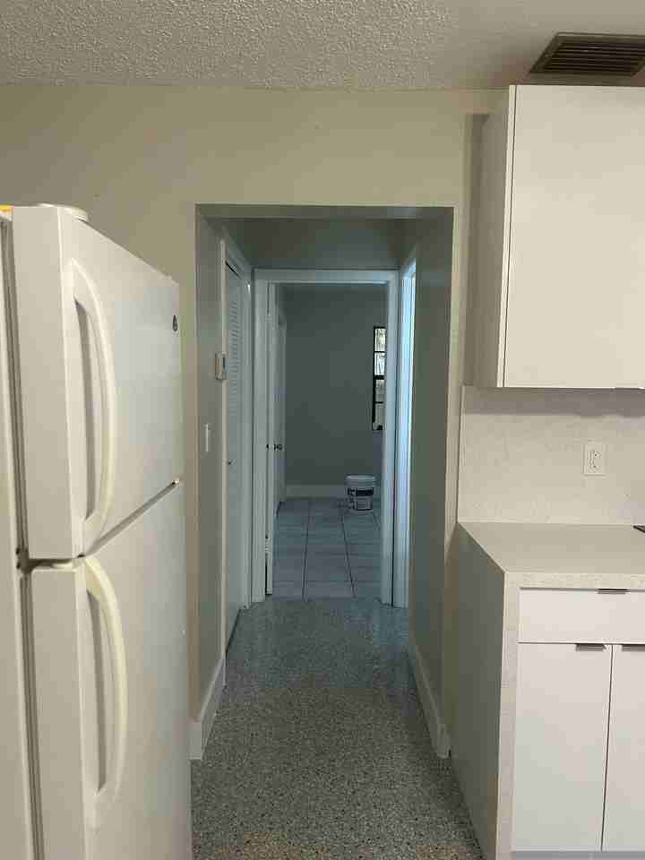 3631 Southwest 27th Street, Unit 3 - Photo 3 of 15