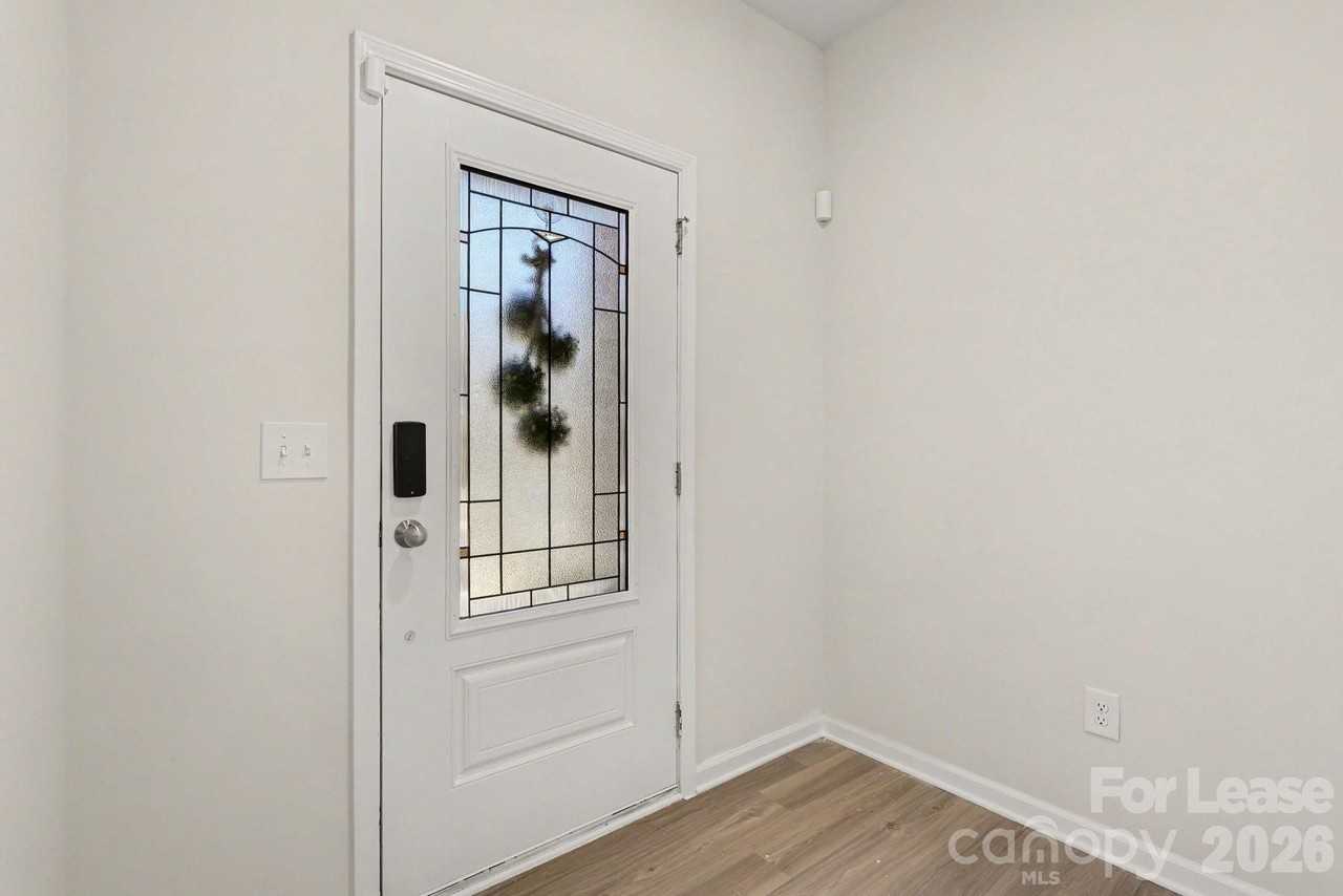 9453 Avery Lilac Ln - Photo 4 of 33
