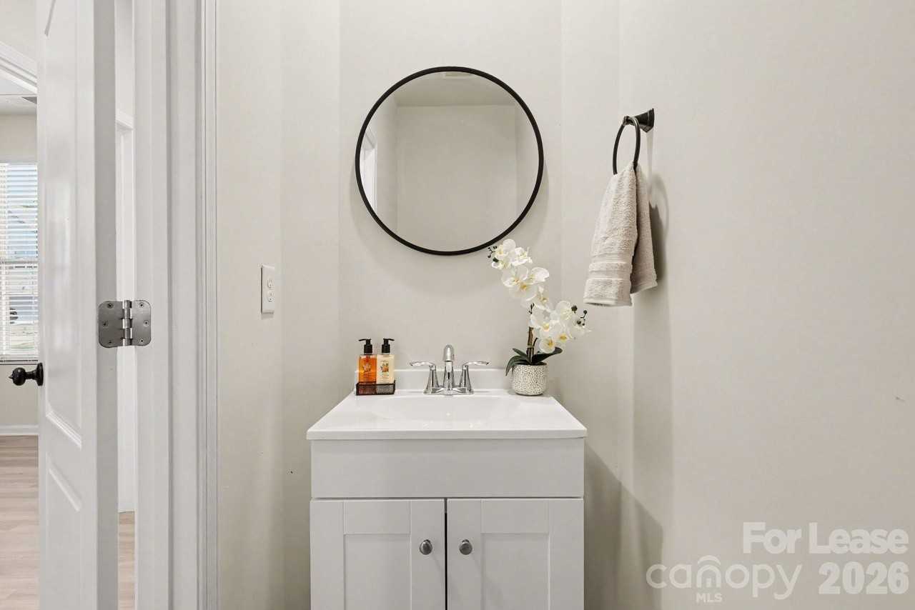 9453 Avery Lilac Ln - Photo 7 of 33