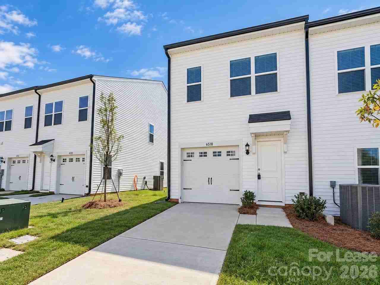 6518 Harlech St - Photo 2 of 43