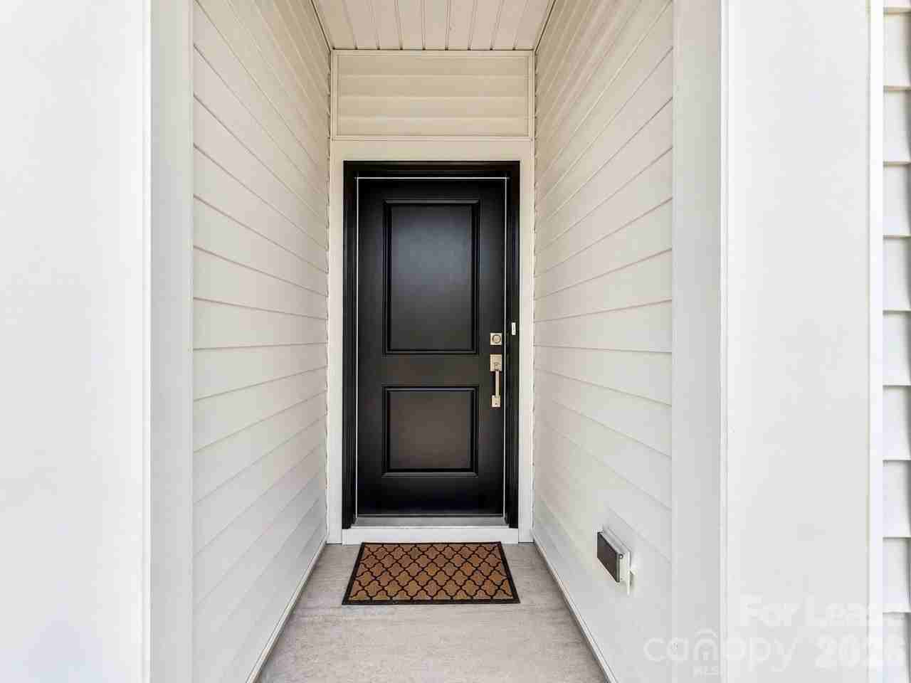 6518 Harlech St - Photo 3 of 43
