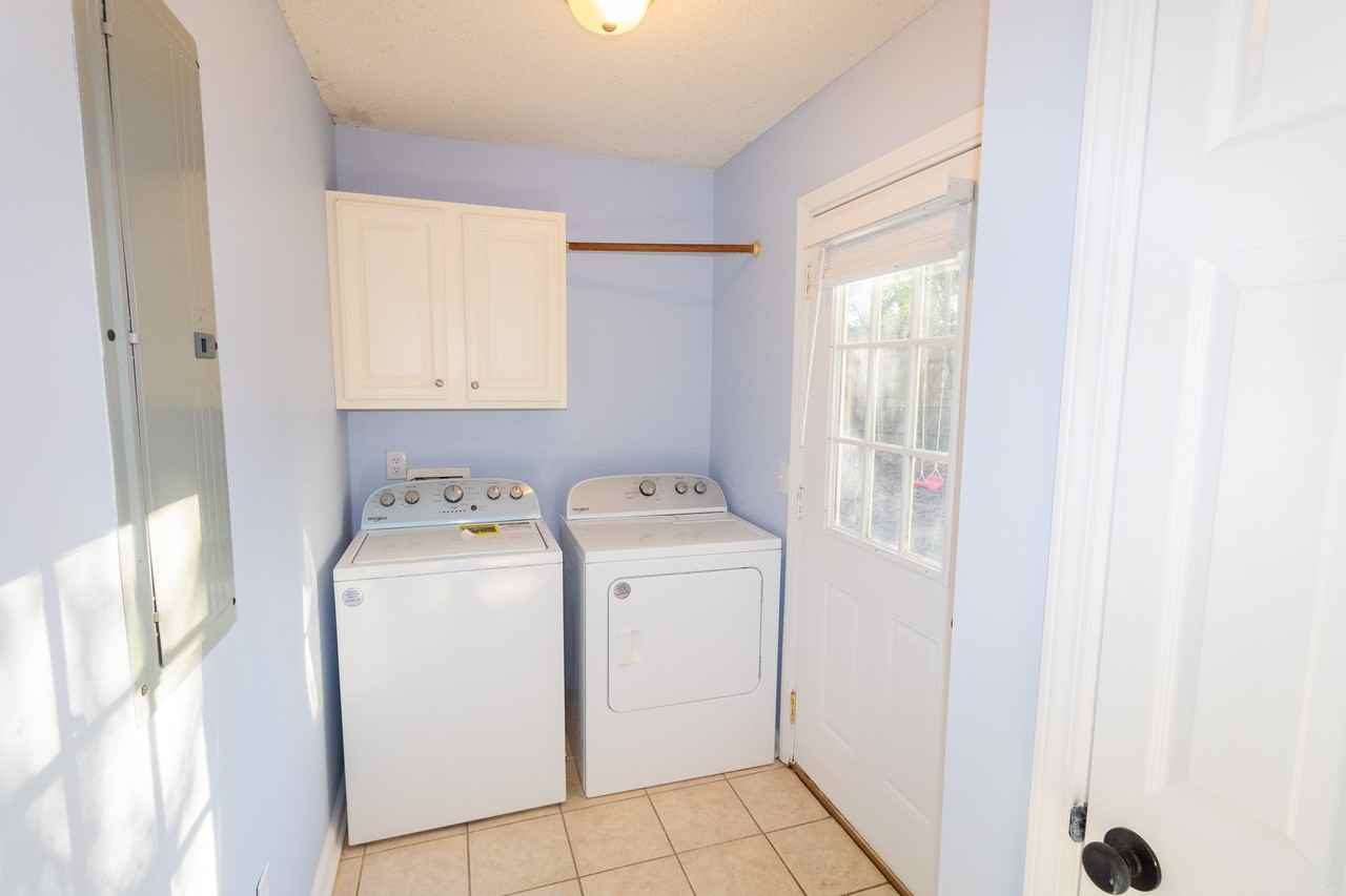 1602 Drayton Ln #A - Photo 7 of 31