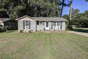 featured image of 3621 Baywater Dr