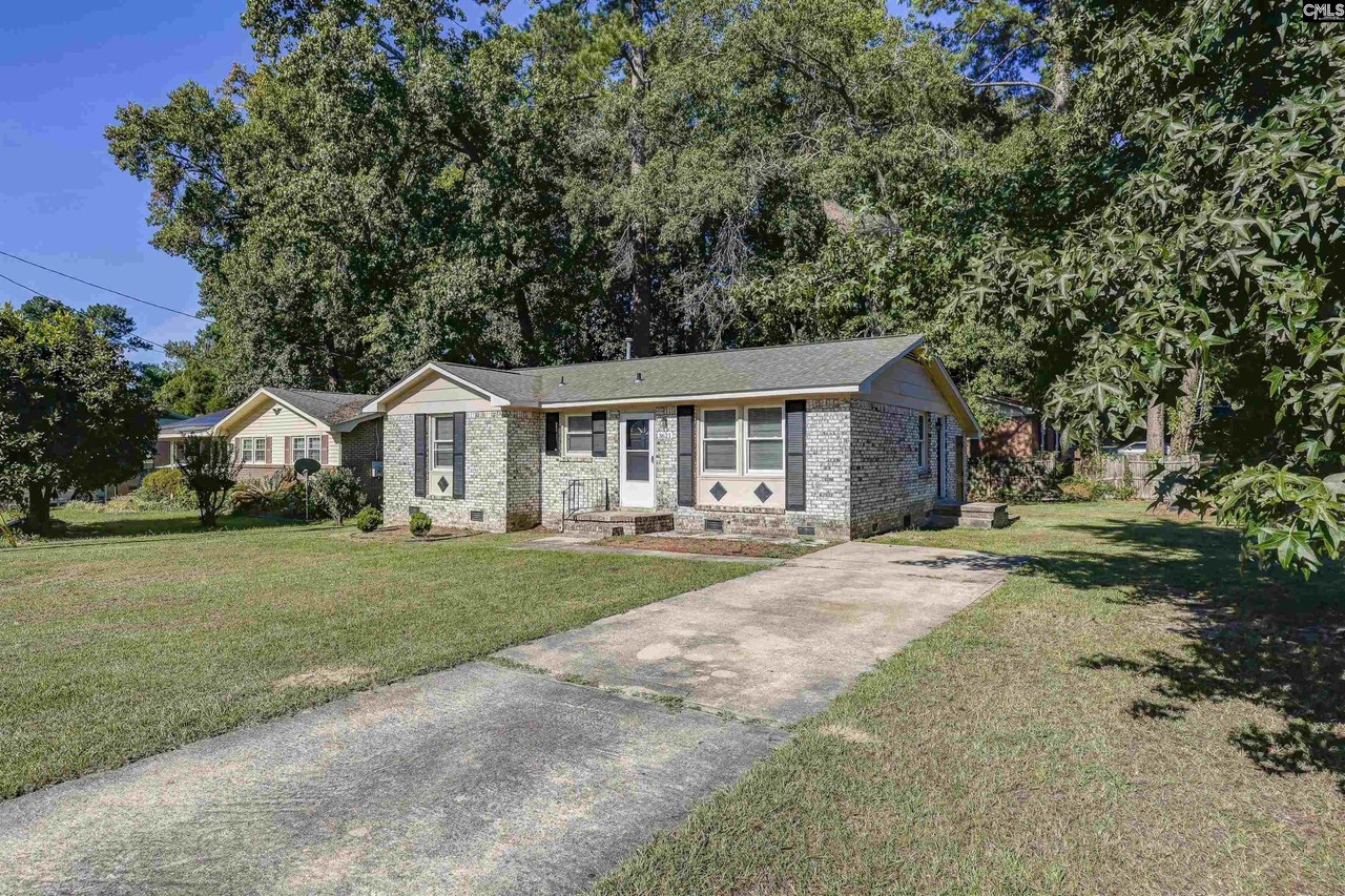 3621 Baywater Dr - Photo 3 of 27