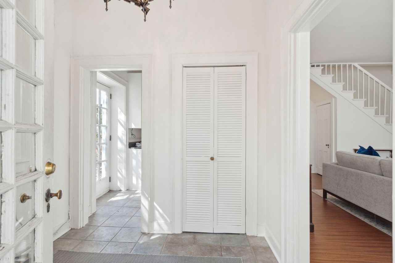 60 Hasell St - Photo 5 of 40
