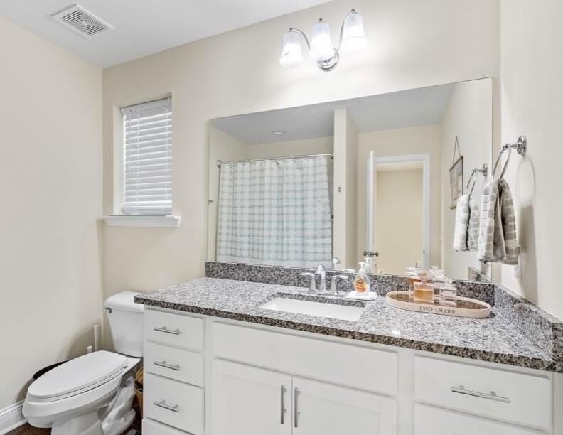 210 Admiration Ave - Photo 6 of 21