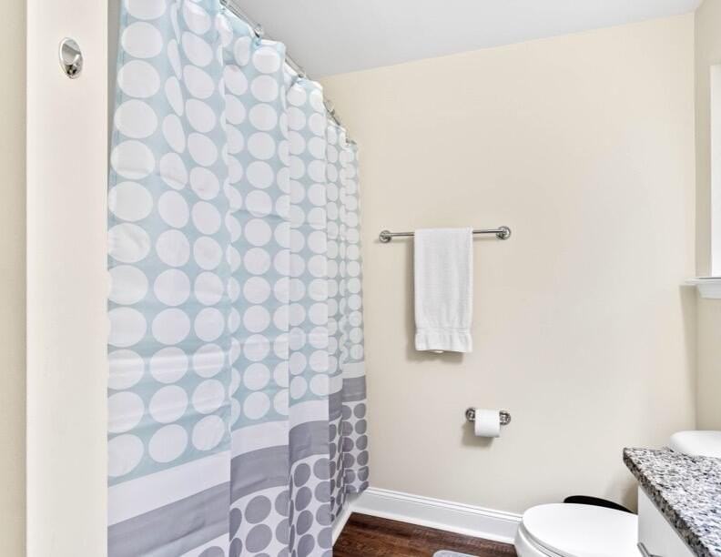 210 Admiration Ave - Photo 7 of 21