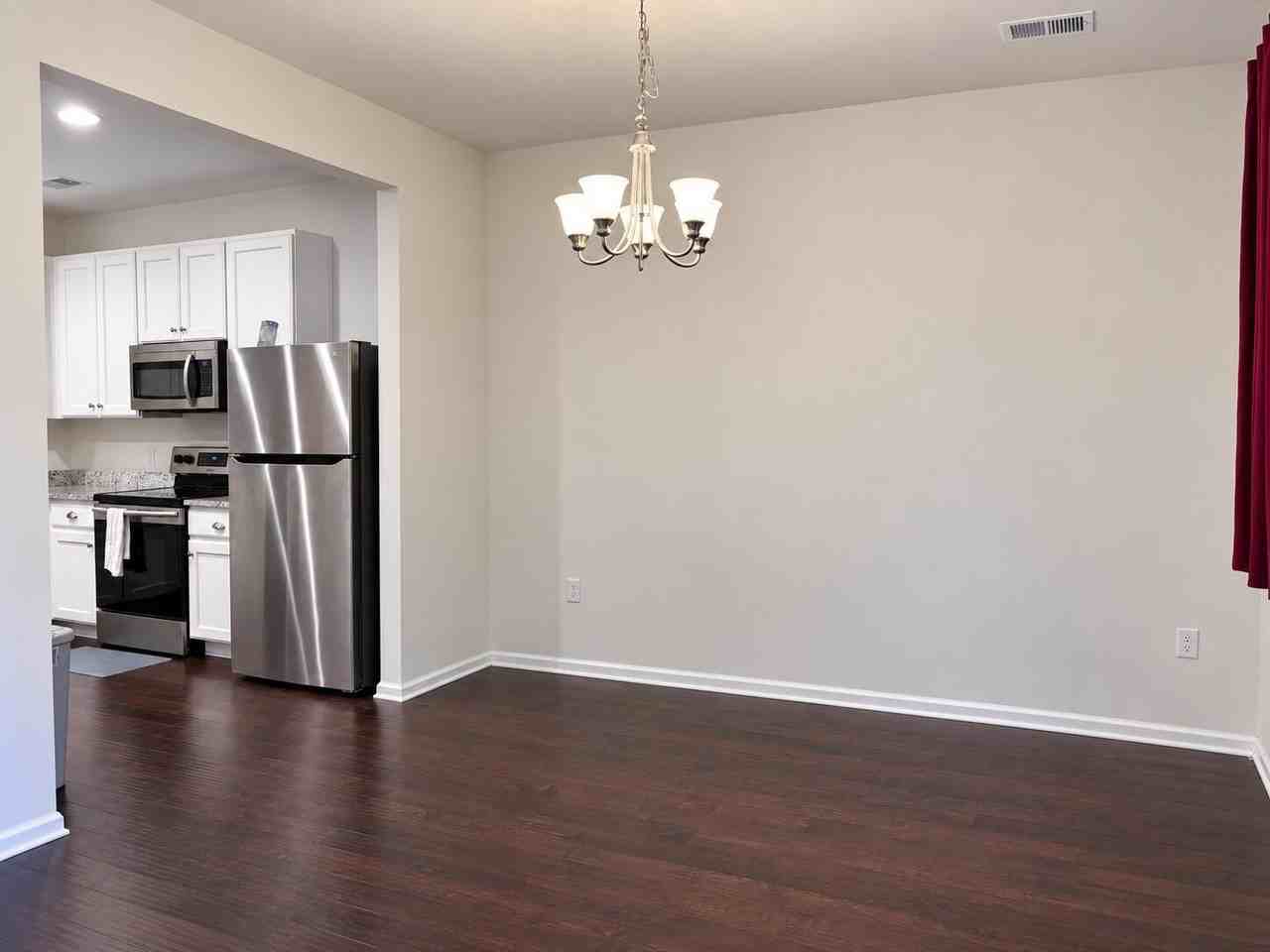 391 Flyway Rd - Photo 2 of 14