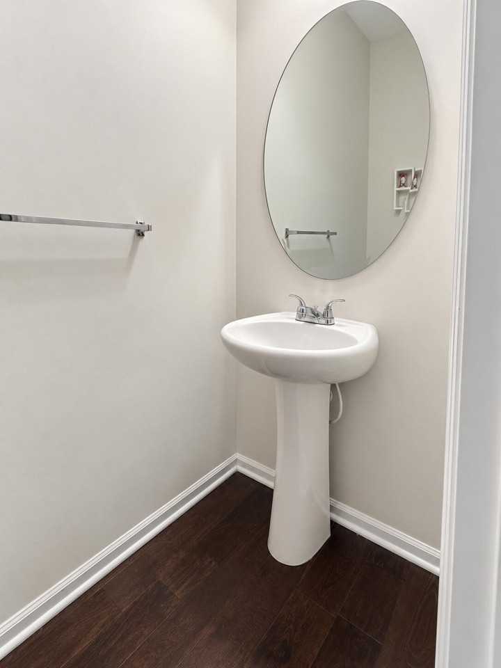 391 Flyway Rd - Photo 6 of 14