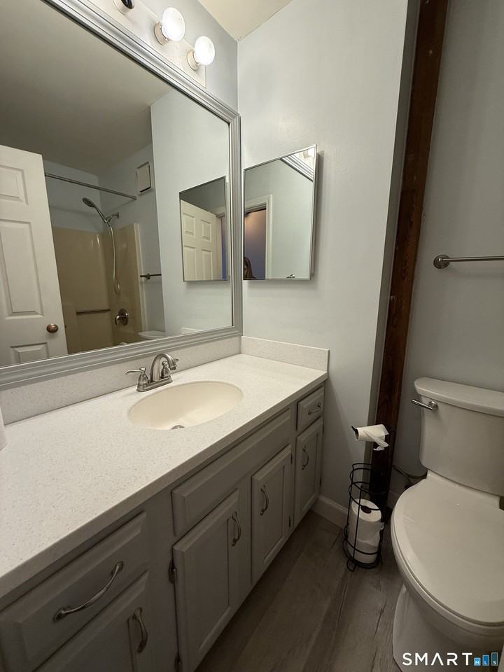 839 Main St #112 - Photo 5 of 16