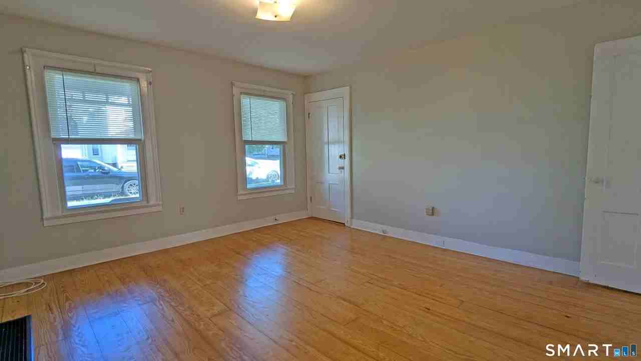21 Fairview St - Photo 7 of 13