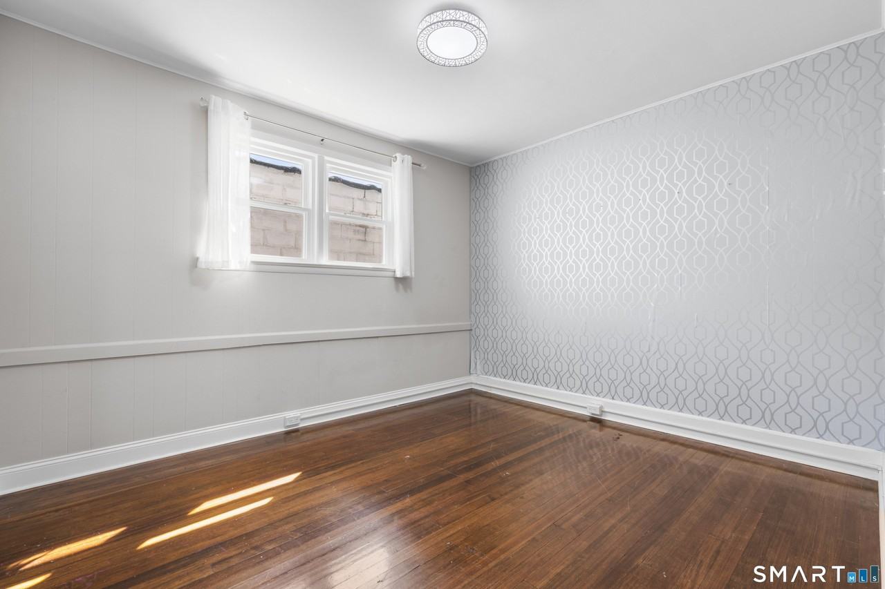 254 Hollister St #2 - Photo 7 of 10