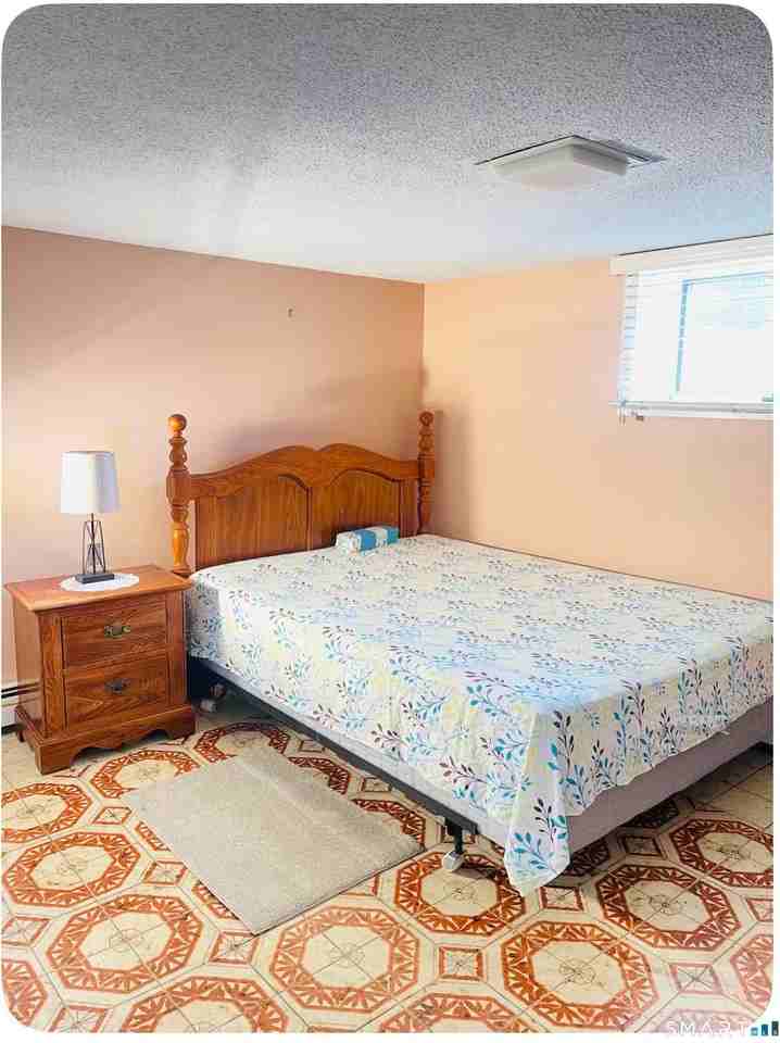 61 Shepard Ave - Photo 2 of 8
