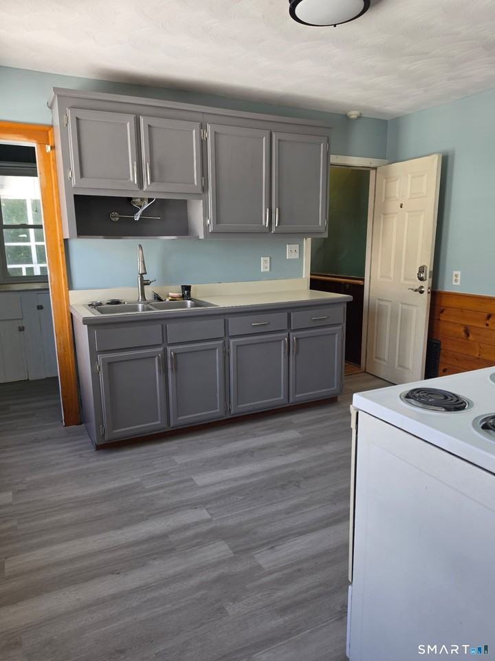 111 George St - Photo 3 of 24