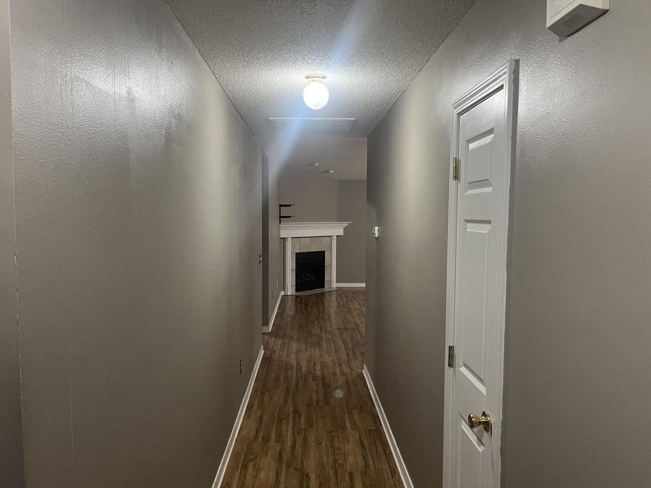 108 Kyle Ln - Photo 2 of 11