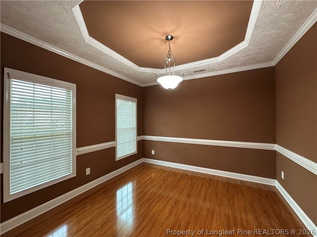 4021 Stretton Ave - Photo 5 of 47