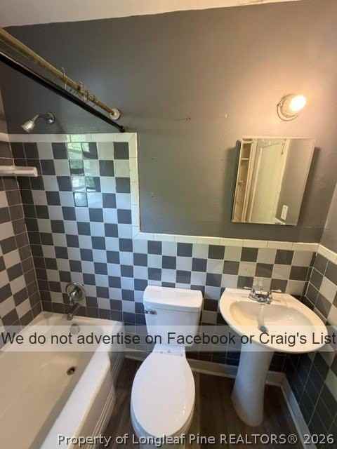 2061 Osceola Dr - Photo 6 of 10