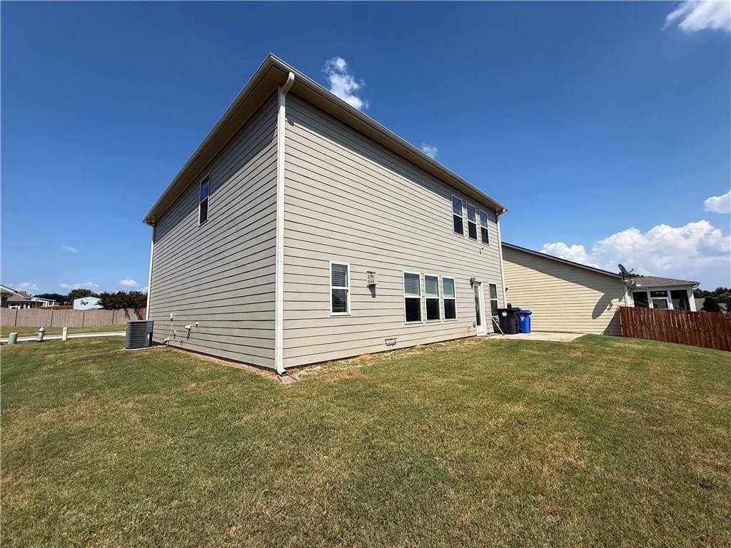 4525 Havenwood Pl - Photo 2 of 17