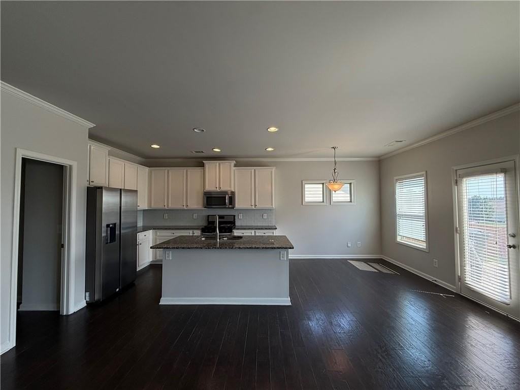 4525 Havenwood Pl - Photo 4 of 17