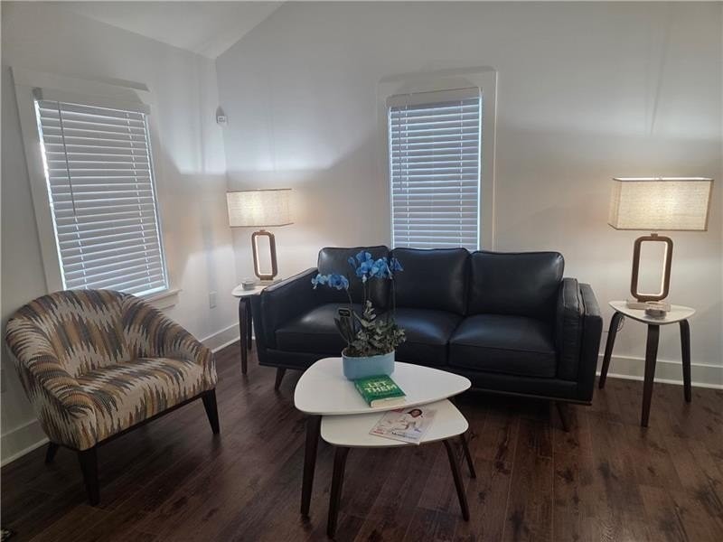 755 Bonnie Brae Ave Sw - Photo 6 of 30