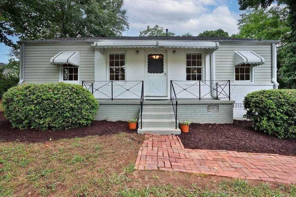 1329 Blanche Dr Se - Photo 4 of 29